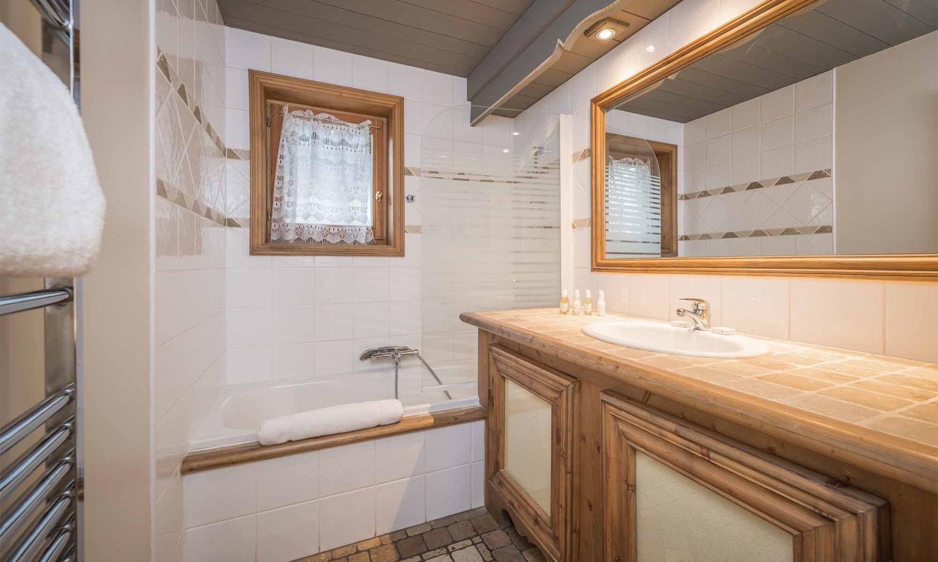 One of the Bathrooms in Chalet Brioche, Meribel