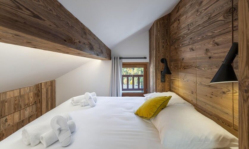 One of the Bedrooms in Apartment Arolaz 15 Meribel