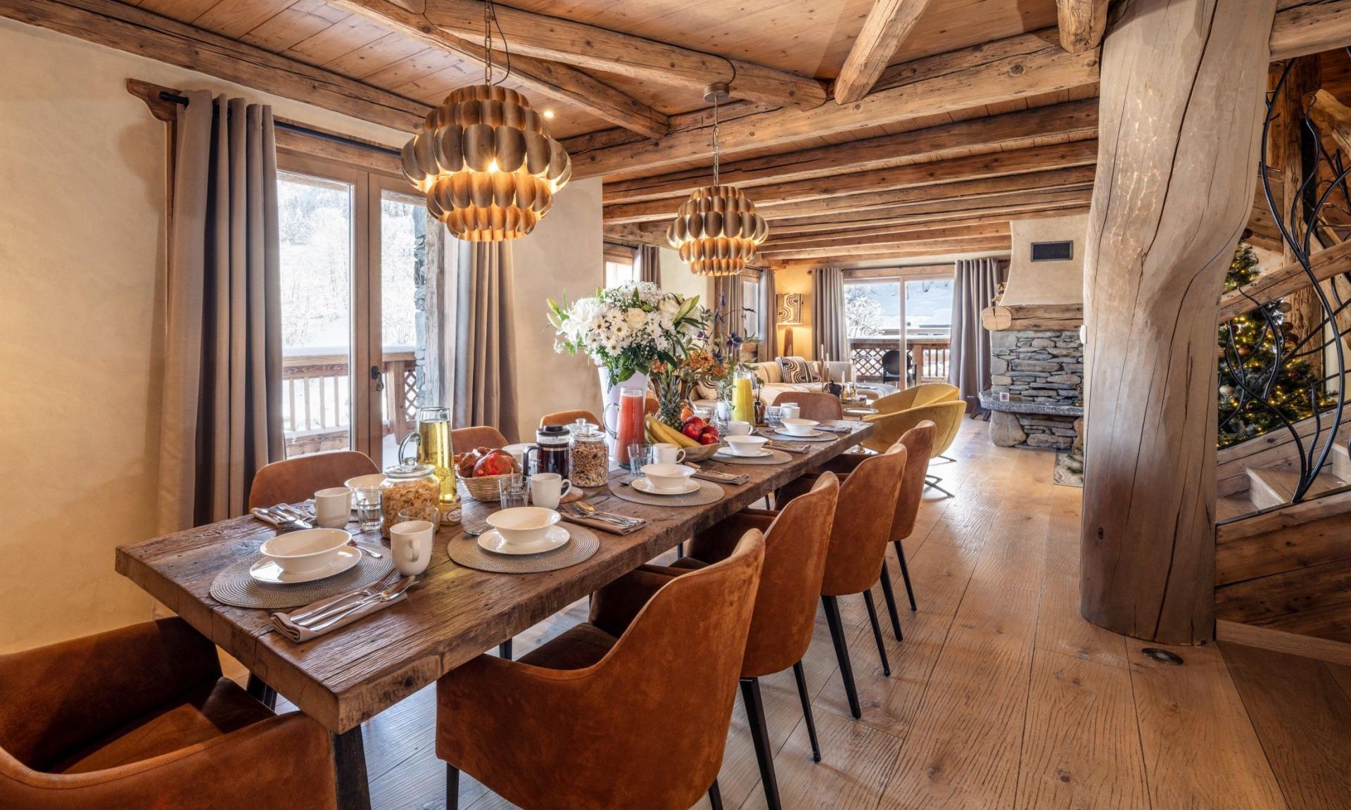 The dining area in Catered Chalet Cheval Blanc Meribel Le Raffort The dining area in Catered Chalet Cheval Blanc Meribel Le Raffort