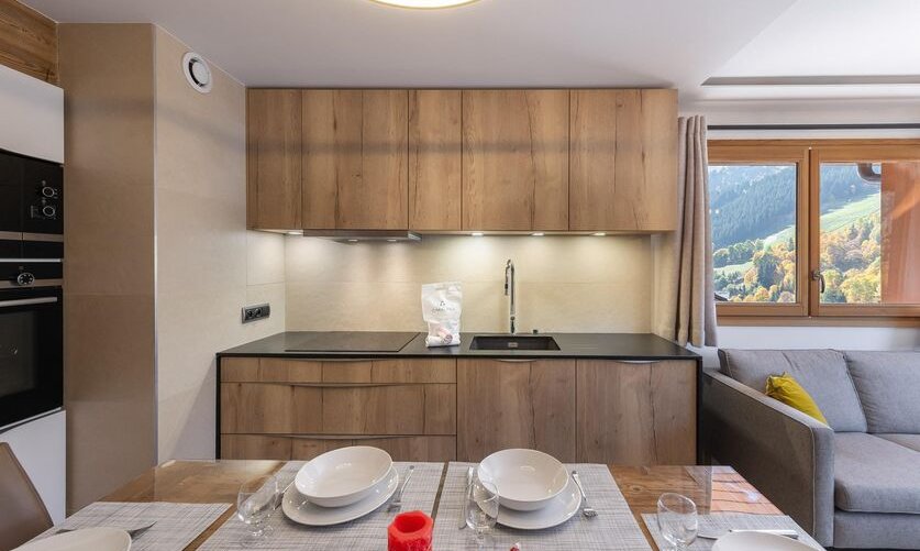 The Kitchen and dining area in Apartment Arolaz 15 Meribel