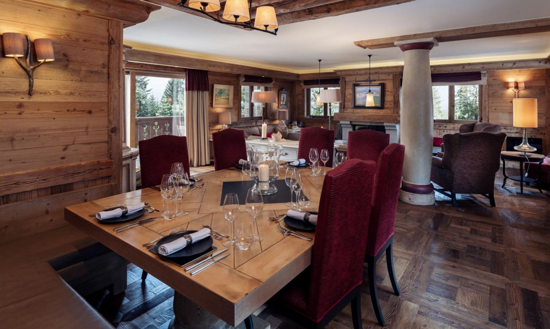 The Dining area in Trois Ours Meribel Centre The Dining area in Trois Ours Meribel Centre