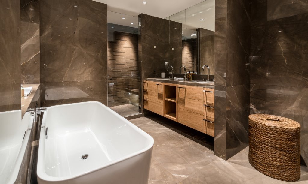 One of the bathrooms in Chalet Le Grenier Meribel Centre One of the bathrooms in Chalet Le Grenier Meribel Centre