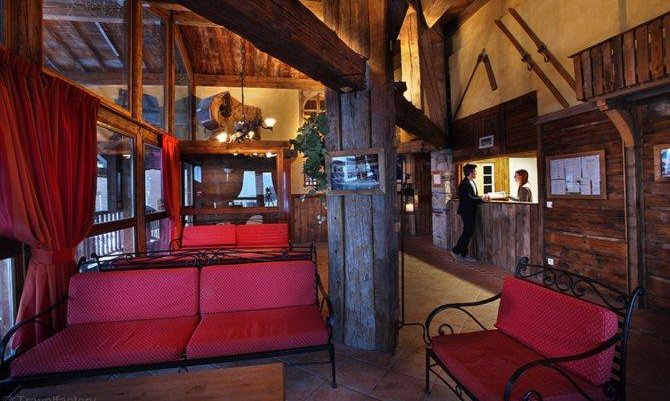 The Reception area at Chalet des Neiges Hermine Val Thorens The Reception area at Chalet des Neiges Hermine Val Thorens