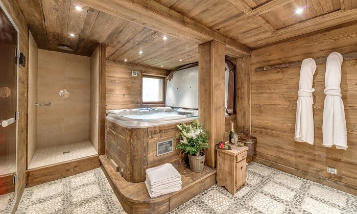 The Hot Tub in Chalet Chopine Meribel The Hot Tub in Chalet Chopine Meribel