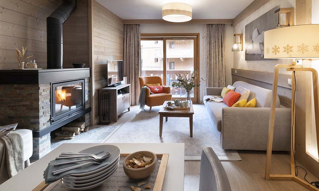 The lovely Dining and Living area in one of the apartments of Residence L'Hevana Meribel The lovely Dining and Living area in one of the apartments of Residence L'Hevana Meribel