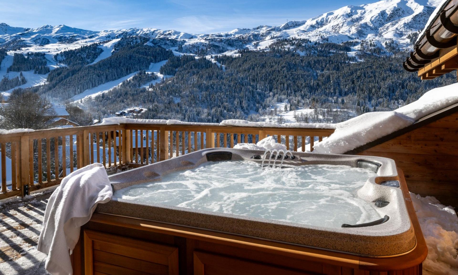 An Outdoor Hot Tub at Residence Falcon Lodge Meribel