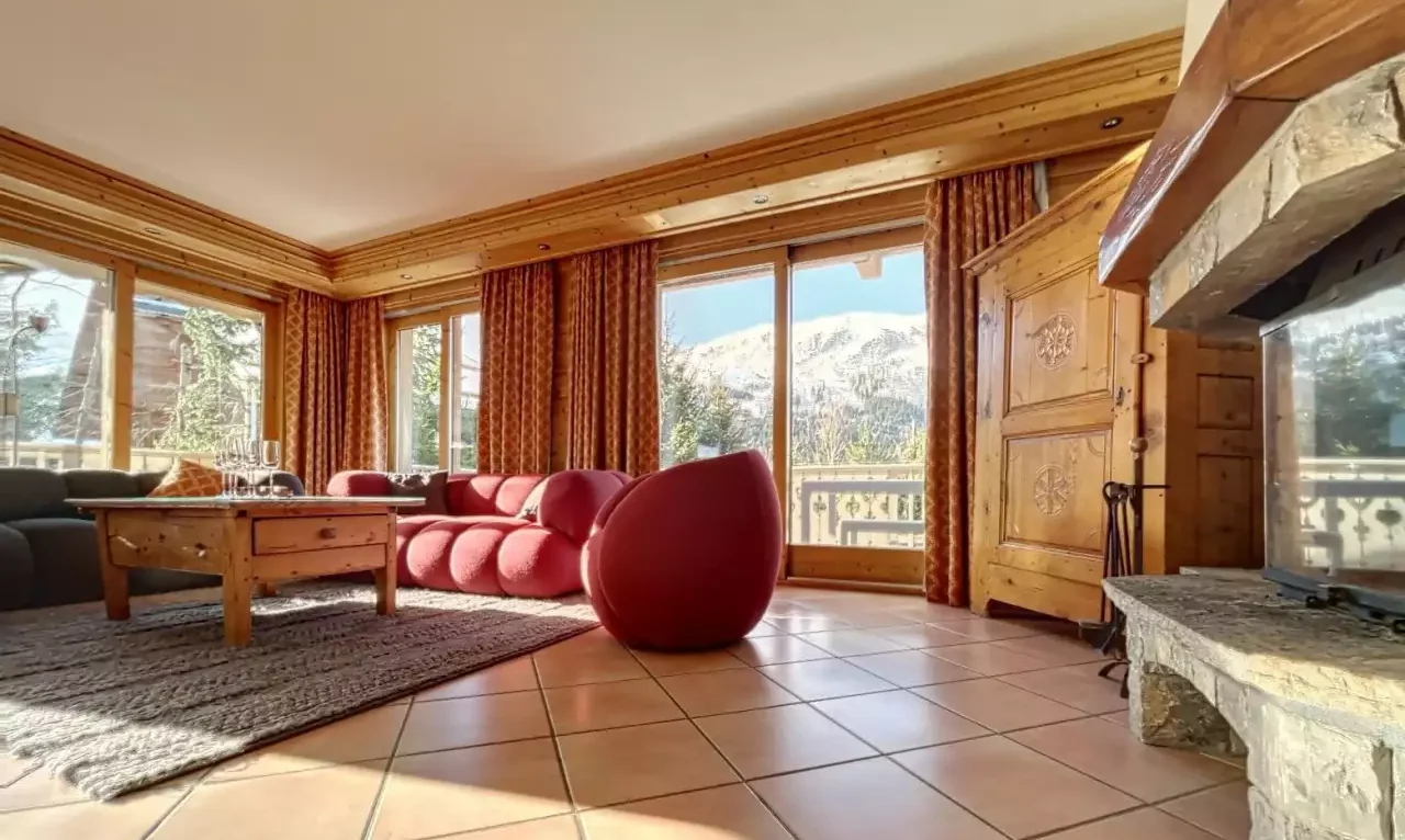 The living area in Chalet Serpolet Meribel Centre