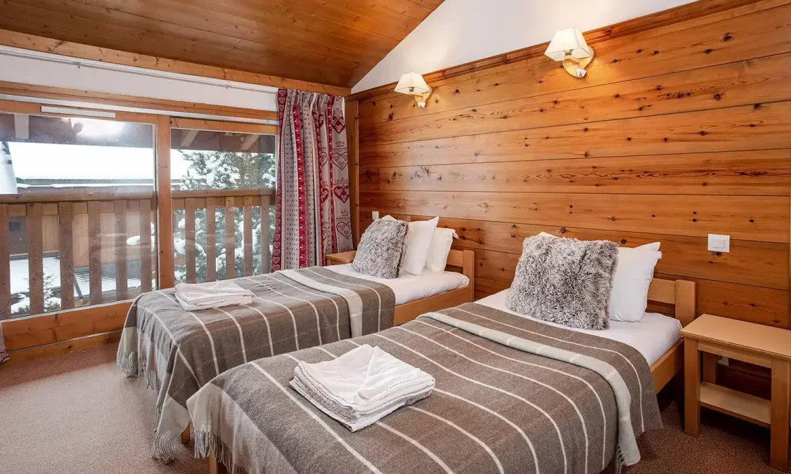 One of the twin bedrooms in Catered Chalet Pierre Meribel Mottaret One of the twin bedrooms in Catered Chalet Pierre Meribel Mottaret