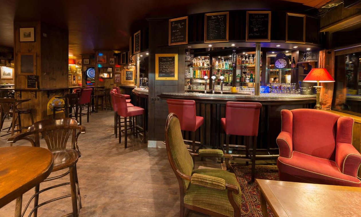 The bar area in Residence Val 2400 in Val Thorens The bar area in Residence Val 2400 in Val Thorens