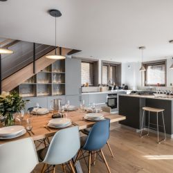 Dining and Kitchen area Residence Falcon Lodge Meribel