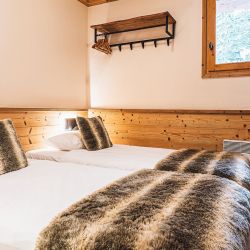 One of the Twin/Double Bedrooms in Chalet Jakub Val Thorens