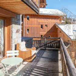 The spacious Balcony at Chalet L'Oxalys in Meribel