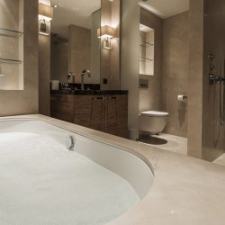 One of the large bathrooms in Chalet Le Grenier in Meribel Centre