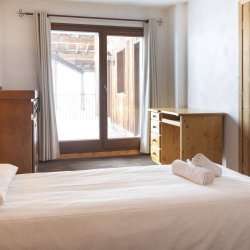 One of the Double bedrooms in the Chalet des Neiges Hermine apartments in Val Thorens