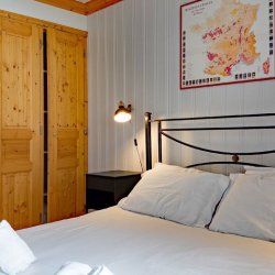 A double bedroom in Apartment Grand in Meribel Centre