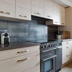 The fully equipped kitchen in Chalet Montana in Meribel Centre