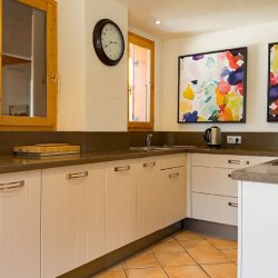 The fully equipped kitchen in Apartment Grand Meribel Centre