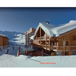 The piste access for Chalet Sabot Penthouse in Val Thorens
