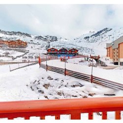 Ski in/Ski out Chalet Sabot Penthouse in Val Thorens