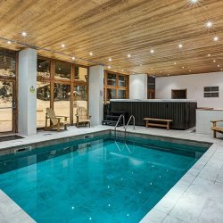 The Pool and Spa in Hotel Le Montana in La Tania