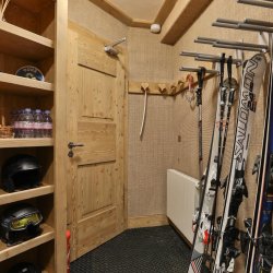 The Ski Room in Chalet Trois Ours Meribel Centre