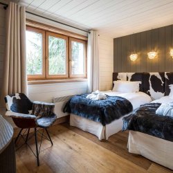 A Twin/Double Bedroom in Chalet Brioche Meribel