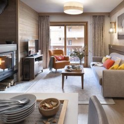 The lovely Dining and Living area in one of the apartments of Residence L'Hevana Meribel