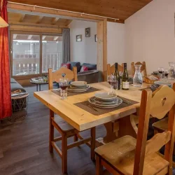 The dining area in Catered Chalet Pierre Meribel Mottaret
