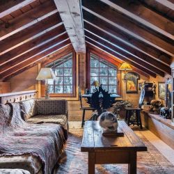 A Seating area in Chalet Colorado Meribel