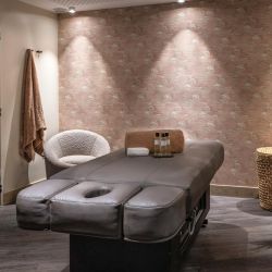 he Treatment room in Residence Falcon Lodge Meribel