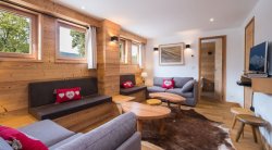 The spacious Living room in Chalet Arbe Meribel Village